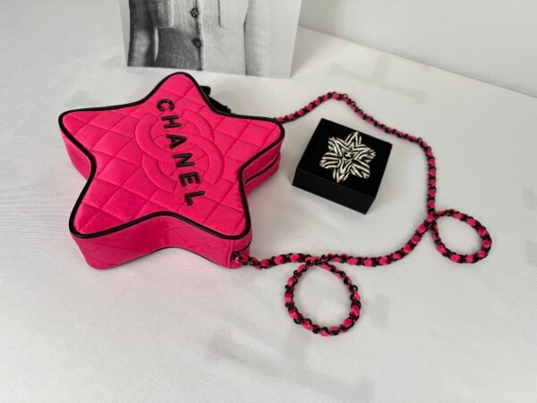 Chanel 24C Fuchsia Satin Walk of Fame Star Bag with Black Lacquered Hardware.