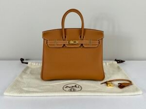 Hermès Gold Togo Leather Birkin 25 with Gold Hardware