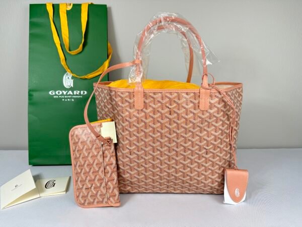 Goyard Pearlescent Pink St Louis Tote PM