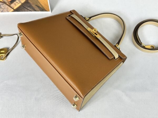 Hermès Gold and Trench Epsom Kelly 25 with Gold Hardware